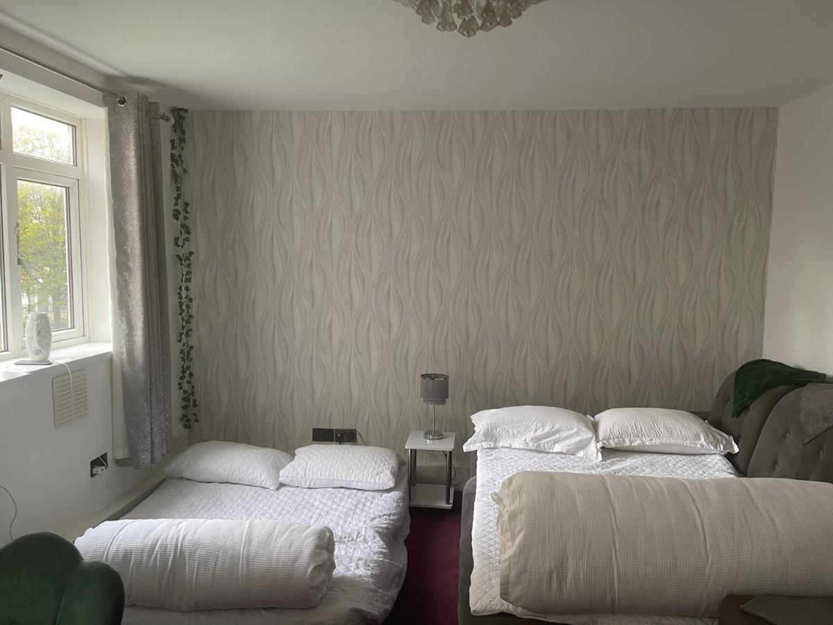 Room With Shared Kitchen Лондон Екстер'єр фото