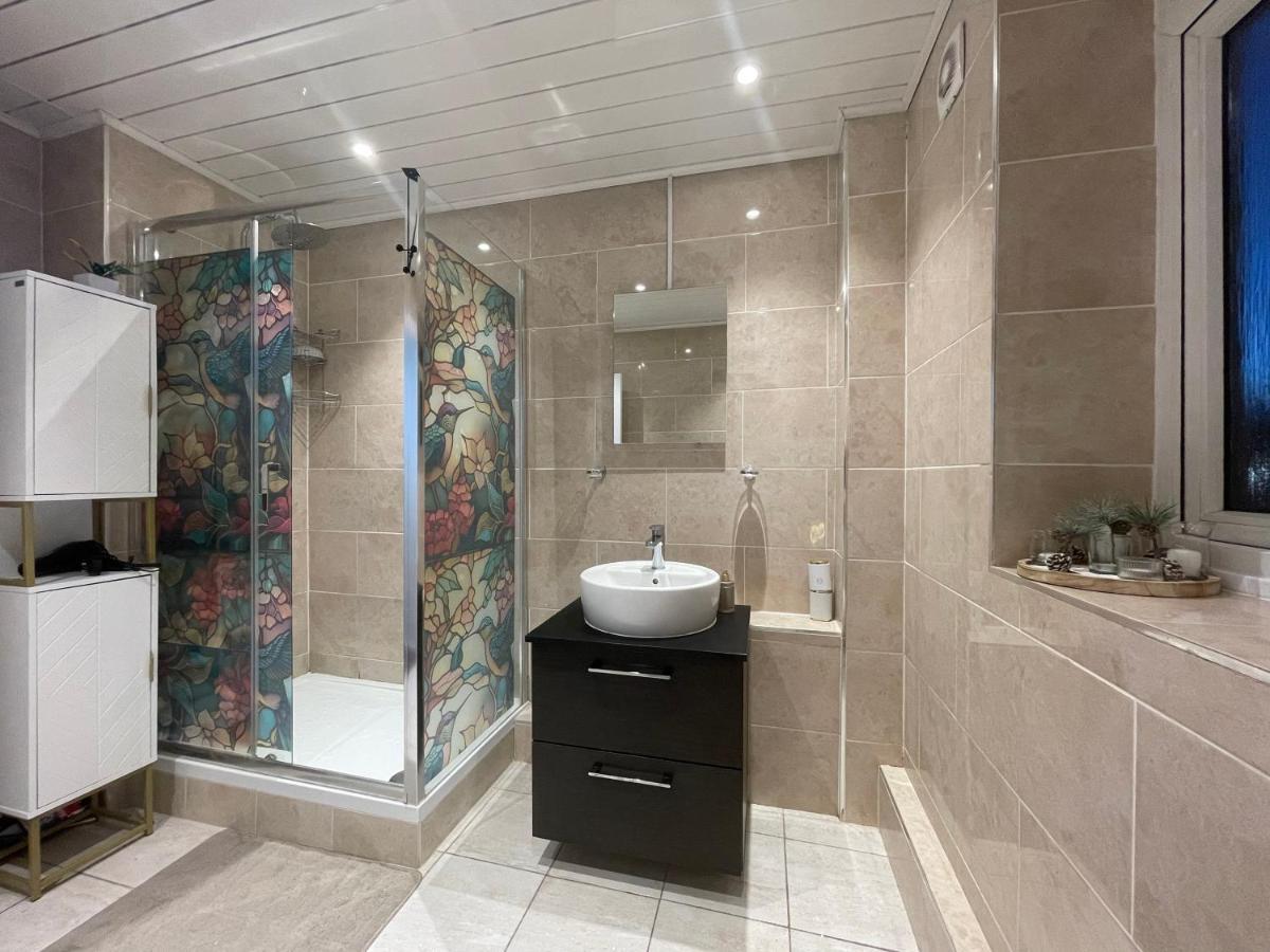 Room With Shared Kitchen Лондон Екстер'єр фото