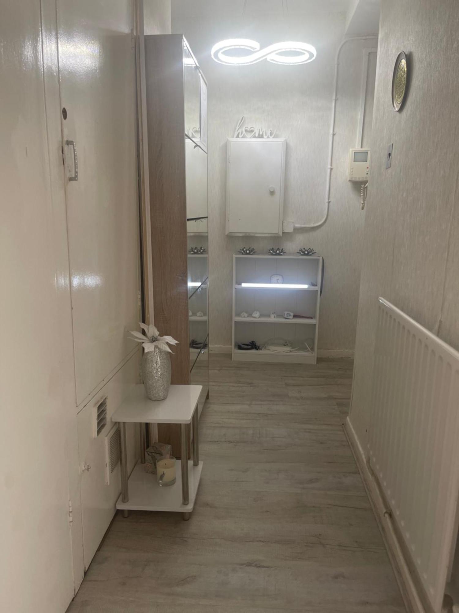 Room With Shared Kitchen Лондон Екстер'єр фото